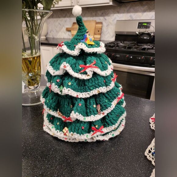 Vintage Christmas hand crochet Christmas tree tabletop 12" - Picture 1 of 13